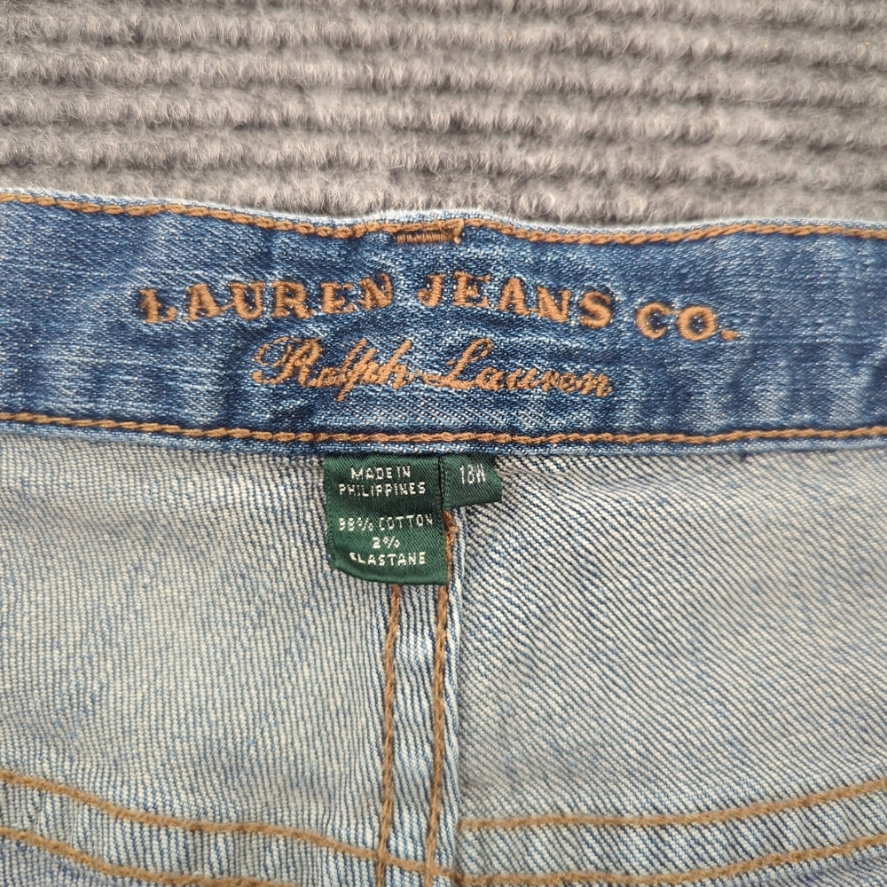 Lauren Ralph Lauren Classic Blue Denim Women's Shorts Size 18W, Classic, Preppy - Picture 3 of 10